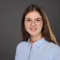 Sarah Nitzsche's Instagram, Twitter & Facebook