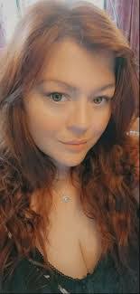 Kerry Stephens's Instagram, Twitter & Facebook