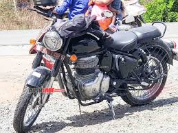 New royal enfield classic 350 orange ember vs metallo silver review in malayalam. New Royal Enfield Classic 350 Delayed To 2021 250cc Project Cancelled