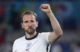 Harry edward kane mbe (born 28 july 1993) is an english professional footballer who plays as a striker for premier league club tottenham hotspur and captains the england national team.regarded as one of the best strikers in the world, kane is known for his prolific goalscoring record and ability to link play. Superstar Bei Der Em 2021 Wie Harry Kane Einmal Fast Bei Union Berlin Gelandet Ware Fussball Stuttgarter Zeitung