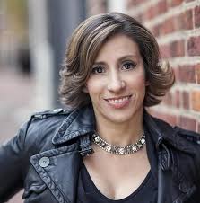 Shards & Ashes : Marr, Melissa, Armstrong, Kelley, Roth, Veronica, Garcia,  Kami, Stohl, Margaret, Caine, Rachel, Ryan, Carrie, Holder, Nancy, Revis,  Beth: Amazon.co.uk: Books