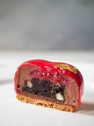 Valentine S Day Petit Gateau Catherine Zhang Recipe In 2020 Petit Gateau Almond Recipes Melting Chocolate