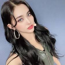 Jun 12, 2021 · people who are bored, play with onda💃🏻. Aisha Everglow 25 10 20 Sbs Aisha Everglow Facebook