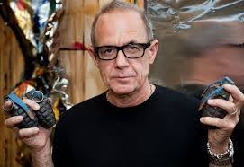 Simon Raab's Instagram, Twitter & Facebook