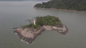 Selain dari menjadi destinasi beristirehat. Fly By Pantai Minyak Beku Batu Pahat Johor Youtube
