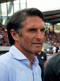 Interview mit Kassel-Trainer Flüchtlingshilfe Egelsbach  Fair-Play-Ehrungsveranstaltung