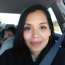 Angie Corrales (angiecrrls)