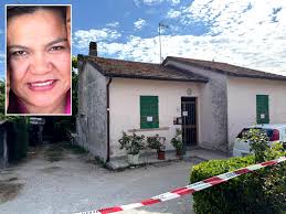 Marotta, tragedia auna festa compleanno: uomo spara alla cognata di 44 anni  | Sky TG24