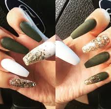 However, not everyone wants to rock everyone loves an accent nail, especially on longer, bolder acrylics. Army Green Nail Polish Green Acrylic Nails Green Nails Olive Nails