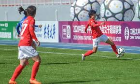 Heidi klum cheers germany's soccer team in seriously cropped top june 15, 2021, 1:58 p.m. Chinese Women S Football Match Cancelled Over Hair Dye Ban Daily Mail Online