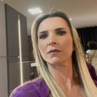 30+ "Paula Carrijo" profiles