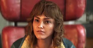 We Talked to the Artist Behind the Beaded Tim Hortons Cup That Everyone's  Confused About