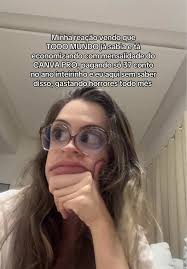 Que mundo eu tava vivendo que não sabia que dava para pagar somente 37  conto por ano no Canva Pro? Em Nárnia? 😒 #fyppp #canva #estudantes