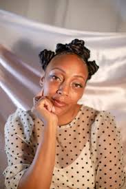 Tracey Hicks's Instagram, Twitter & Facebook