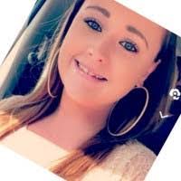 Courtney Benson's Instagram, Twitter & Facebook