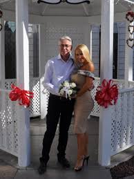 Chuck lorre & lee aronsohn 40 23 drei. Annina Ucatis Das Ist Ihr Hochzeitskleid Intouch