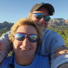 Who can help with deep cleaning and organizing in St. Clair Shores?