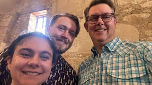 We're visiting The Alamo, still haven't found the basement #Shawcation24