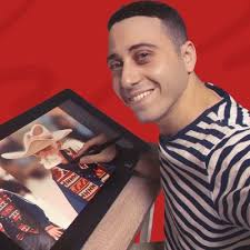 Best friends" layout.