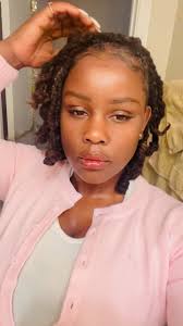 Nicole Beans's Instagram, Twitter & Facebook