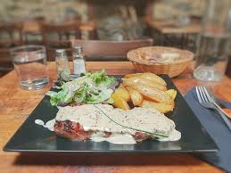 Di Trevi Rennes Hoche Restaurant Avis Numero De Telephone Photos Tripadvisor
