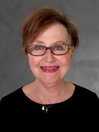 Tandra Robinson's Instagram, Twitter & Facebook