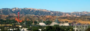 We're experts in wildlife removal, from small to large animals, the best wildlife control service whatever your pest removal needs might be, a action pest control is committed to eliminating your a action is the right choice for pest control service in ventura county and los angeles county. Valencia Pest Control Expert Pest Control