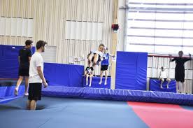 Sommarläger i nya hallen