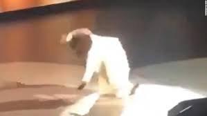 Oprah Takes Fall On Stage While Talking About Balance Cnn Video