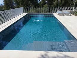 Changer La Couleur De L Eau De Votre Piscine Renovation De Piscine