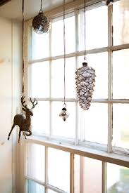 70 Awesome Christmas Window Decor Ideas Digsdigs