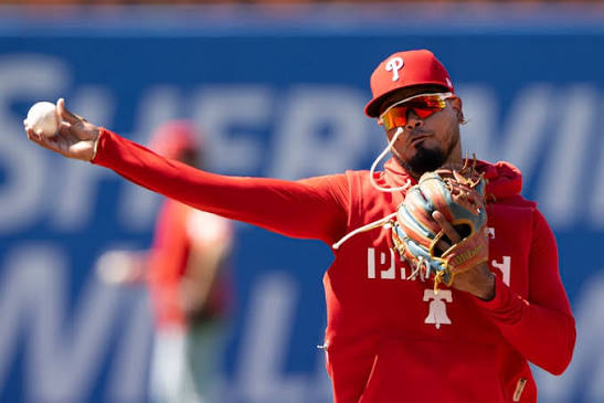 New Phillie Luis Arraez starting off as their cleanup hitter
