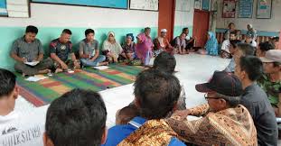 Sehingga yang dimaksud dengan berapa gaji siltap perangkat desa 2021 adalah sebuah pertanyaan seberapa banyaknya upah kerja atau penghasilan tetap yang diterima oleh kepala desa, sekretariat ( kasi dan kaur ) dan kepala dusun pada tahun 2021. Gaji Tidak Jelas Banyak Fasilitator Huntap Mundur