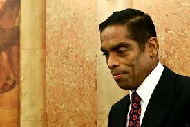 Sobrinho passou imóveis para nome dos filhos para evitar perdê-los para a  Justiça