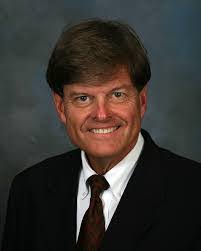 Carol Echols's Instagram, Twitter & Facebook