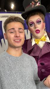 My BIGGEST fan! 🤭 #lawrencechaney #rupaulsdragrace #dragcon #drag  #dragqueen #pride #lgbt #queer @Lawrence Chaney @RuPaul's DragCon