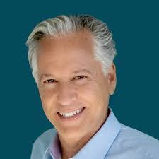 Tracy Helms's Instagram, Twitter & Facebook