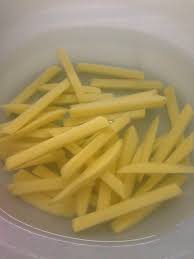 Tak susah mana pun nak buat resepi ayam goreng kfc hot n spicy ini. Cara Buat French Fries Homemade Yang Rangup Tanpa Pengawet Sesuai Untuk Anak Anak