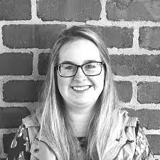 Tyne Smith's Instagram, Twitter & Facebook