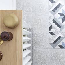 Carrelage Sol Et Mur Forte Effet Terrazzo Gris Clair Granito L 20 X L 20 Cm Leroy Merlin Granito Carrelage Sol Terrazzo