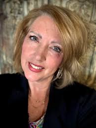 Can someone please make me a professional headshot?