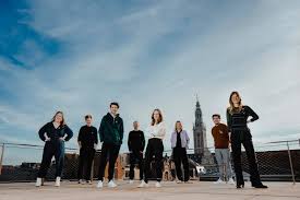 Dit najaar stort ze zich op nieuwe projecten bij de zender. Studio Brussel Eva De Roo Michele Cuvelier Joris Brys Facebook