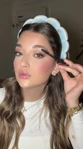 The Perfect Makeup Look for Students ✨ ft. Sheri