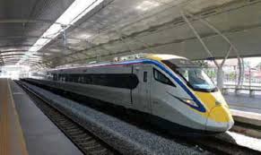 Laluan keretapi dari tumpat ke kemubu, dabong yang terputus akibat bencana banjir tahun lalu dibuka semula hari ini.pembukaan laluan itu melegakan golongan pelajar dan peraih yang merupakan pelanggan setia perkhidmatan playing next. Operasi Tren Pantai Timur Dibatalkan