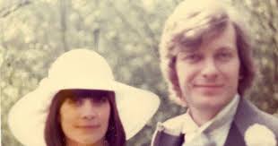 She helped build Factory Records from the ground up. So how did Lindsay  Reade get cut out of the story?