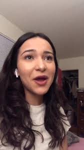 Tammy Batchelor's Instagram, Twitter & Facebook