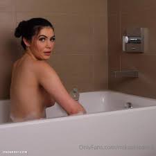 Mikaela Pascal Nipple Slip Onlyfans Bath Leaked - 7 leaked photos from  Onlyfans, Patreon, and Fansly - 42501
