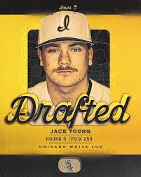 Cade Moss's Instagram, Twitter & Facebook