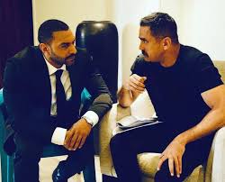 يختار الفنان التشكيلى أحمد حمدى موديل / نموذج من فتيات الليل كى تعمل أمامه، إنها زينب محاولاً أن يطبق صورة الضياع لهذه الشخصية على حالة الضياع المسماة فى لوحته التى. Ù…Ø­Ù…Ø¯ Ø§Ù„Ø­Ø¯Ø§Ø¯ ÙƒÙ„Ø¨Ø´3 Ù…Ù„Ø­Ù…Ø© Ø¯Ø±Ø§Ù…ÙŠØ© ØªÙ„Ù…Ø³ Ù‚Ø¶Ø§ÙŠØ§ Ø§Ù„ÙˆØ·Ù† Ø§Ù„Ø¹Ø±Ø¨ÙŠ Ø¨Ø£ÙƒÙ„Ù…Ù‡ Ù…Ø¬Ù„Ø© Ø³ÙŠØ¯ØªÙŠ