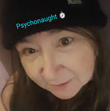 Ren updated his bio.